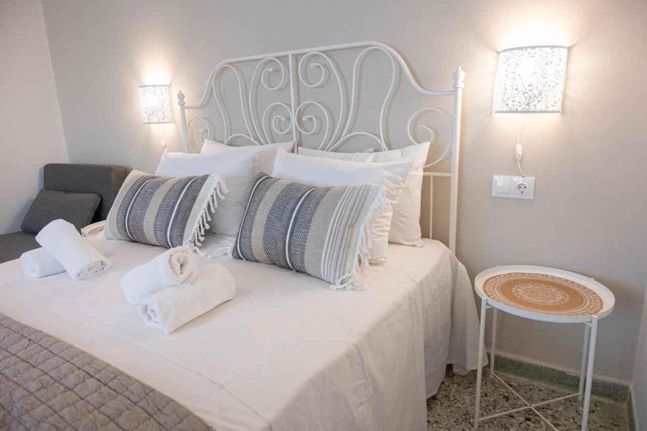 Sunny Yard Apartments Poros Town Extérieur photo